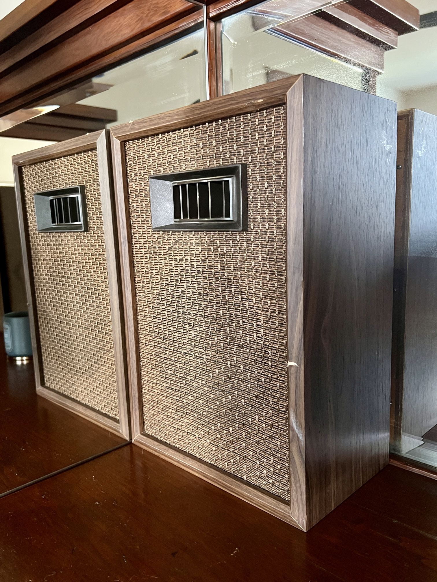 SOUNDESIGN 620 SPEAKERS