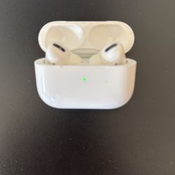 Apple AirPods Pro (1st Gen) - Used, Great Condition