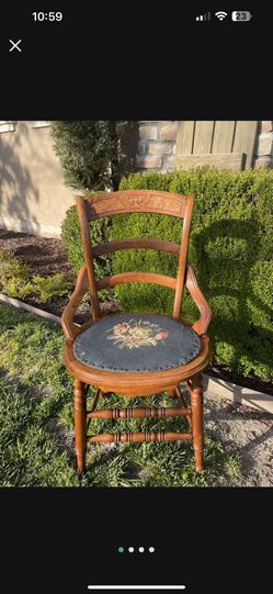 RARE CONDITION! Original Vintage Solid Wood Antique Chair
