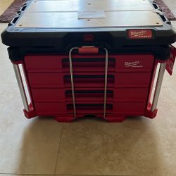 Two Piece Milwaukee packout Setup