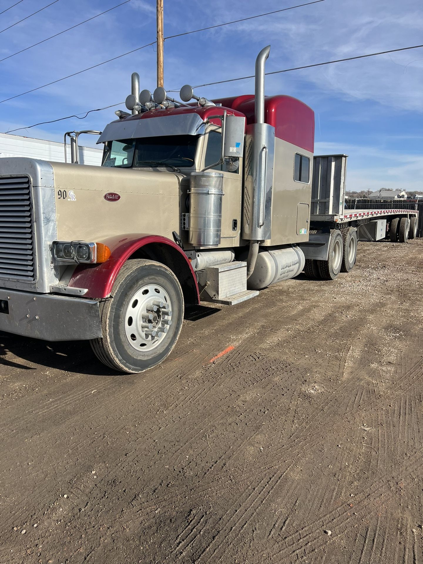 2005 Peterbilt 379 Semi Truck & Trailer