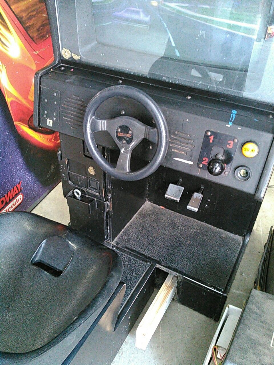 Dual Cruis'n World sit-down Arcade driving games for Sale in Dumfries, VA -  OfferUp