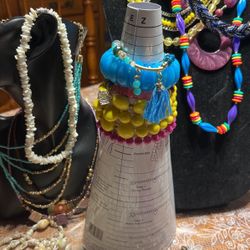 Jewelry Lot Wearable Mix Necklace Earrings Bracelet 