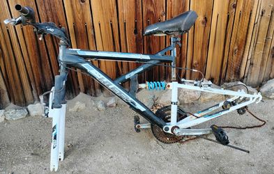 Hyper Huffy Mountain Bike, Medium Frame, Full Suspension, Black/White/Blue