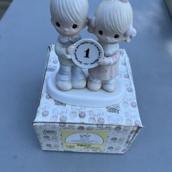 Vintage Precious Moments Figure .