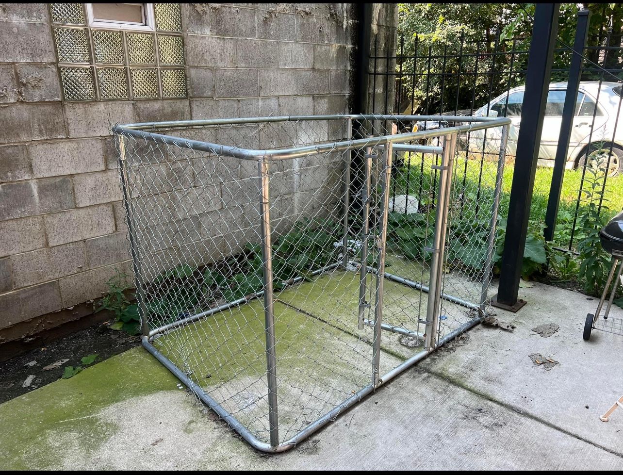 Dog Kennel For Sale