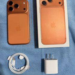 Unlocked iPhone 17 Pro 256GB Orange Mint Condition