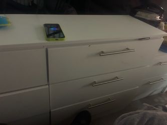 I have a bedroom set.