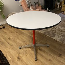 Herman Miller Eames 36” Round Table 