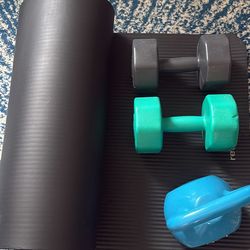 WORK OUT YOGA MAT AND WEIGHTS