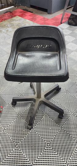 Snap-on Rolling Shop Stool