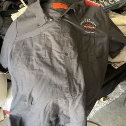 H&M Harley Davidson dealer staffed work shirt