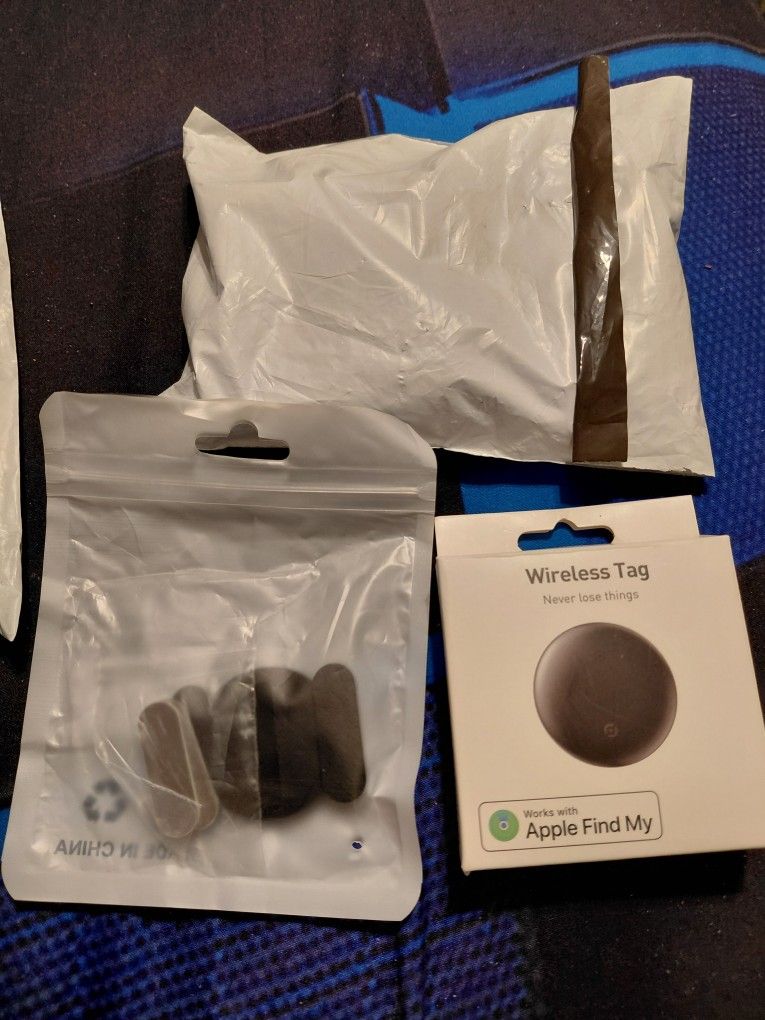 Apple Wireless Tags