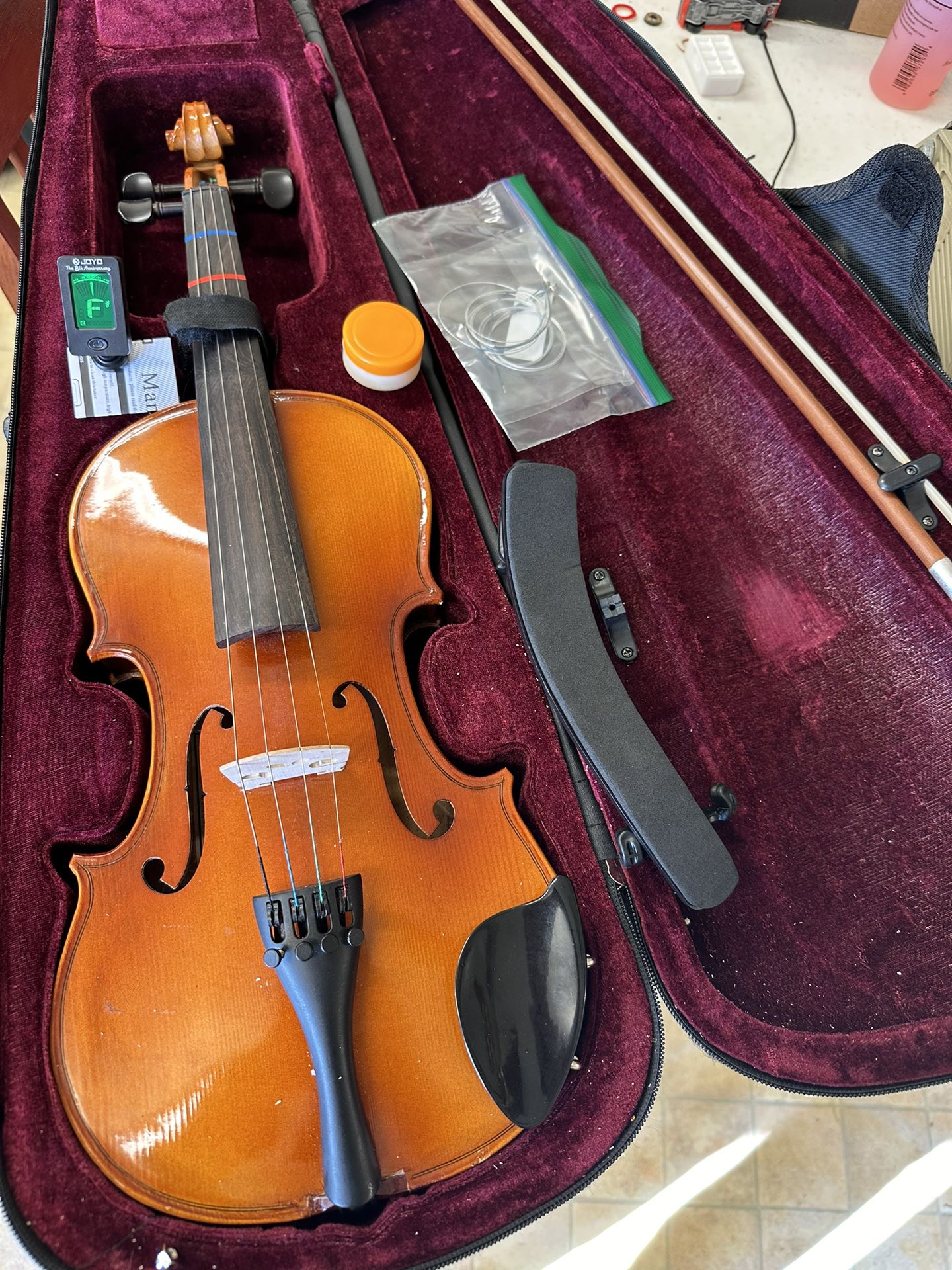 WEST 4/4 Mendini MV400 Violin Outfit $80 Firm