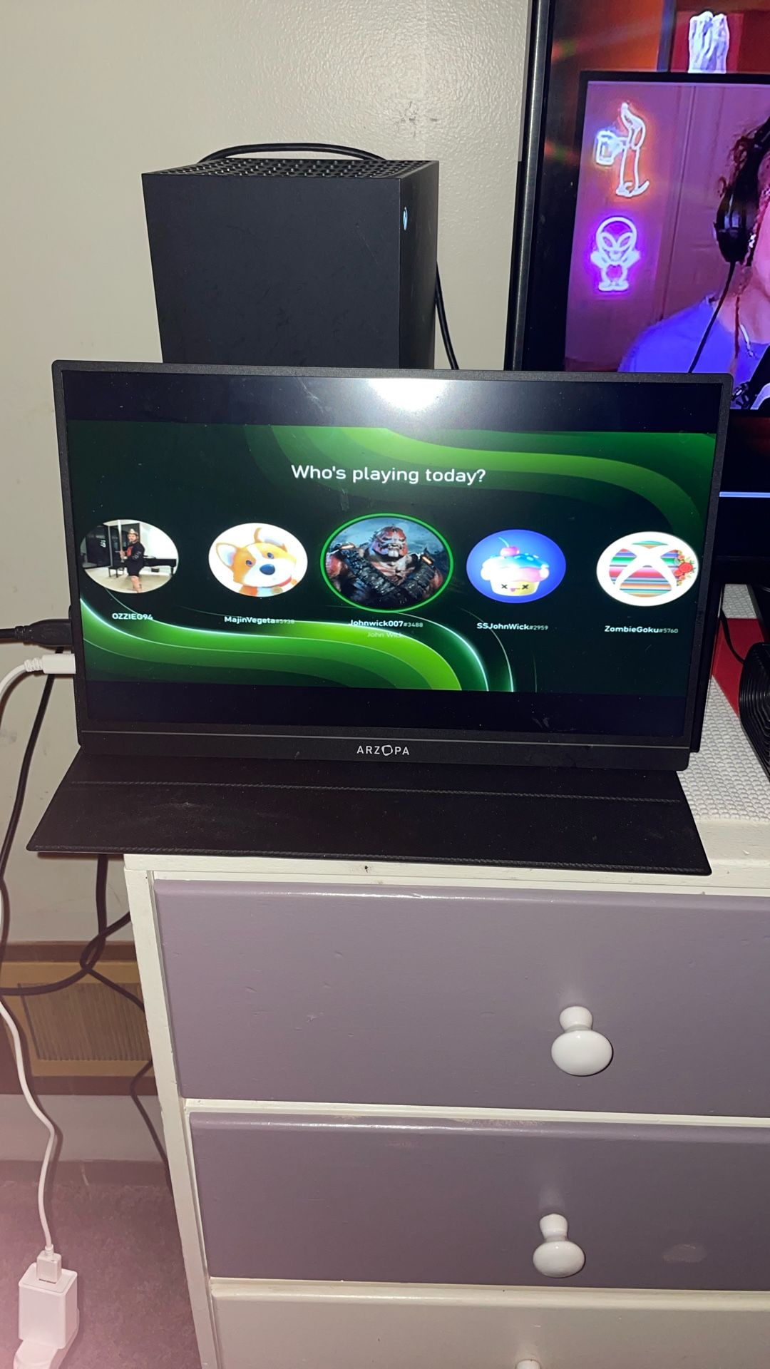 Arzopa 14” Full HD 1080p Portable Gaming Monitor With Stand