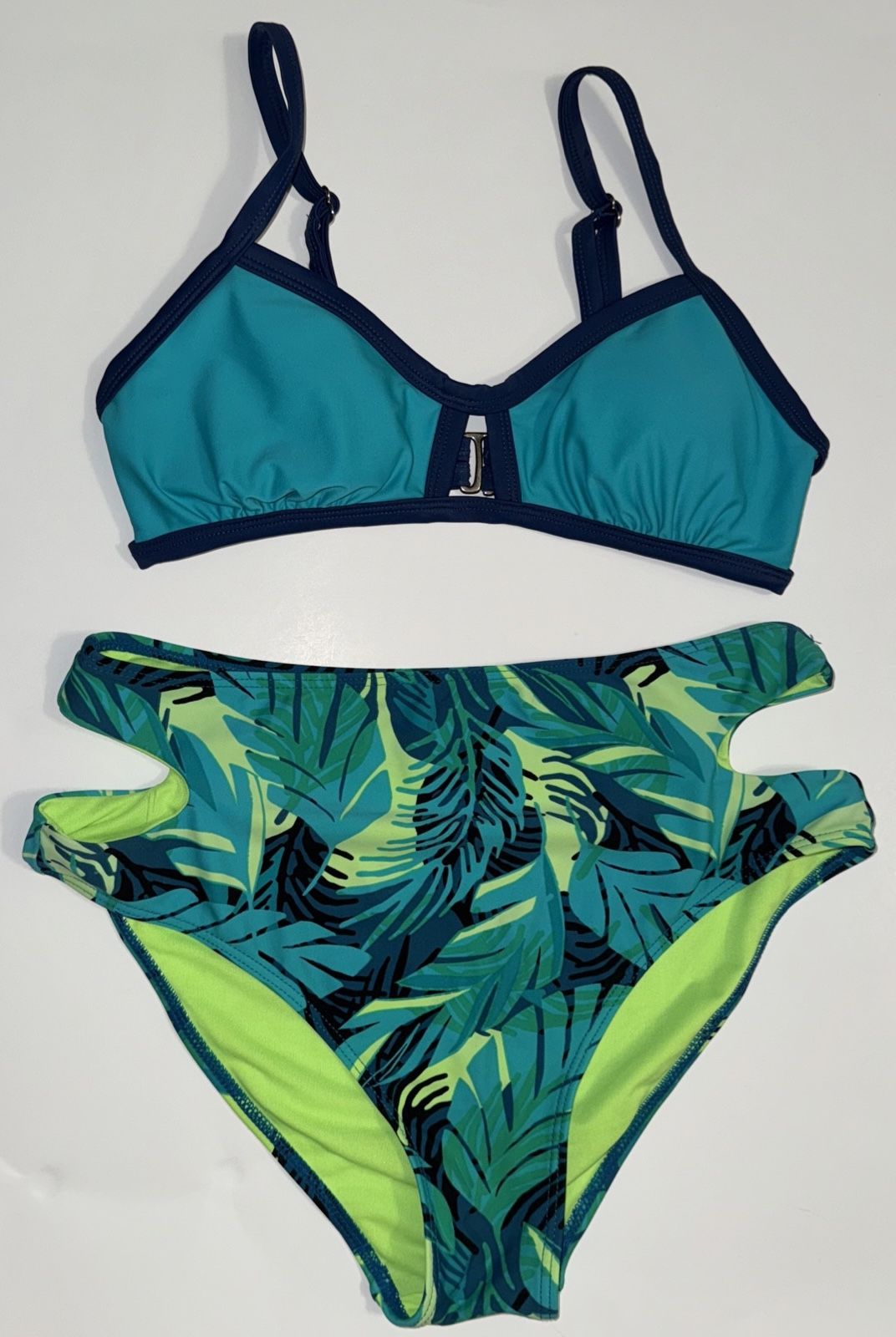 Women’s Swimwear Bikini Set (2 Piece) Size Large