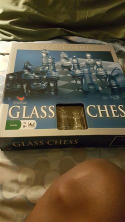 Cardinal glass chess set