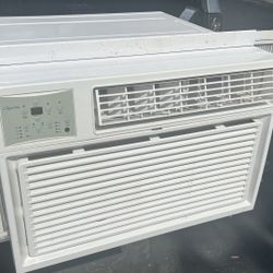 Window AC (works Great) 8000BTU Incredible Deal! 