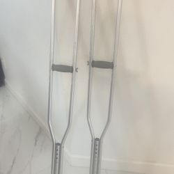 Crutches 