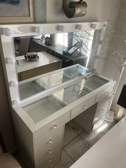 Vanity