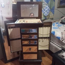 Jewelry Box⁰