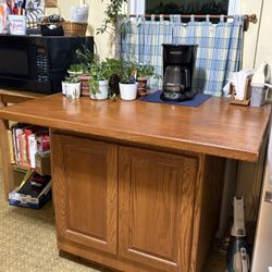 Wooden Cabinet With Shelf: Perfect As An Island!