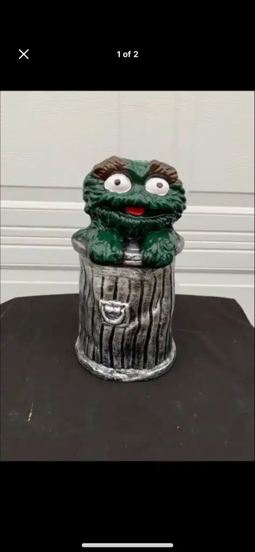 Oscar The Grouch Statue