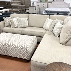 New Ashley Sectional 🔥🔥 IN STOCK 