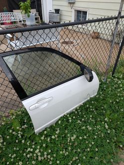 01-05 Lexus is300 passenger front door