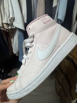 Nikes, Light Pink, Size 6