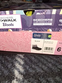 Skechers GOwalk On-The-Go Joy Boots Size 6