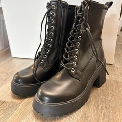 Black Ankle High Boots Size 7.5 