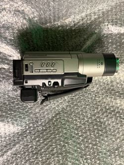 RCA Steady Pix Camcorder! 400x Auto Shot! No Battery!