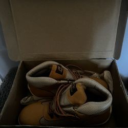 timberlands size 9m