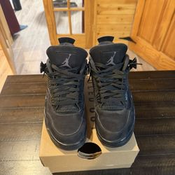 Jordan 4 Black Cat Size 9.5