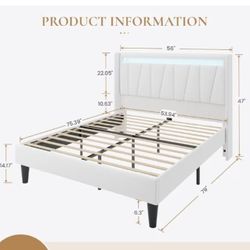 Cama Matrimonial En  Blanco De Cuero