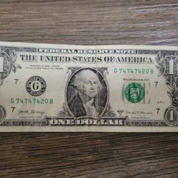 2017 One Dollar Vill Cerial Number G(contact info removed)0