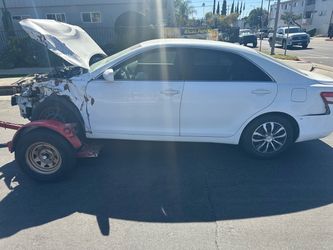 Toyota Camry full part out