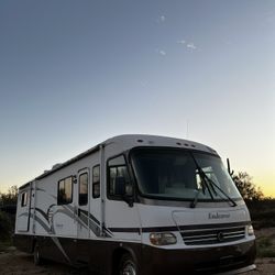 RV 2000 Ford Holiday Rambler Endeavor 