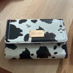 Brand New Wallet 