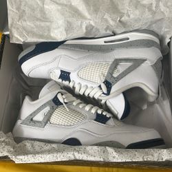 Jordan 4