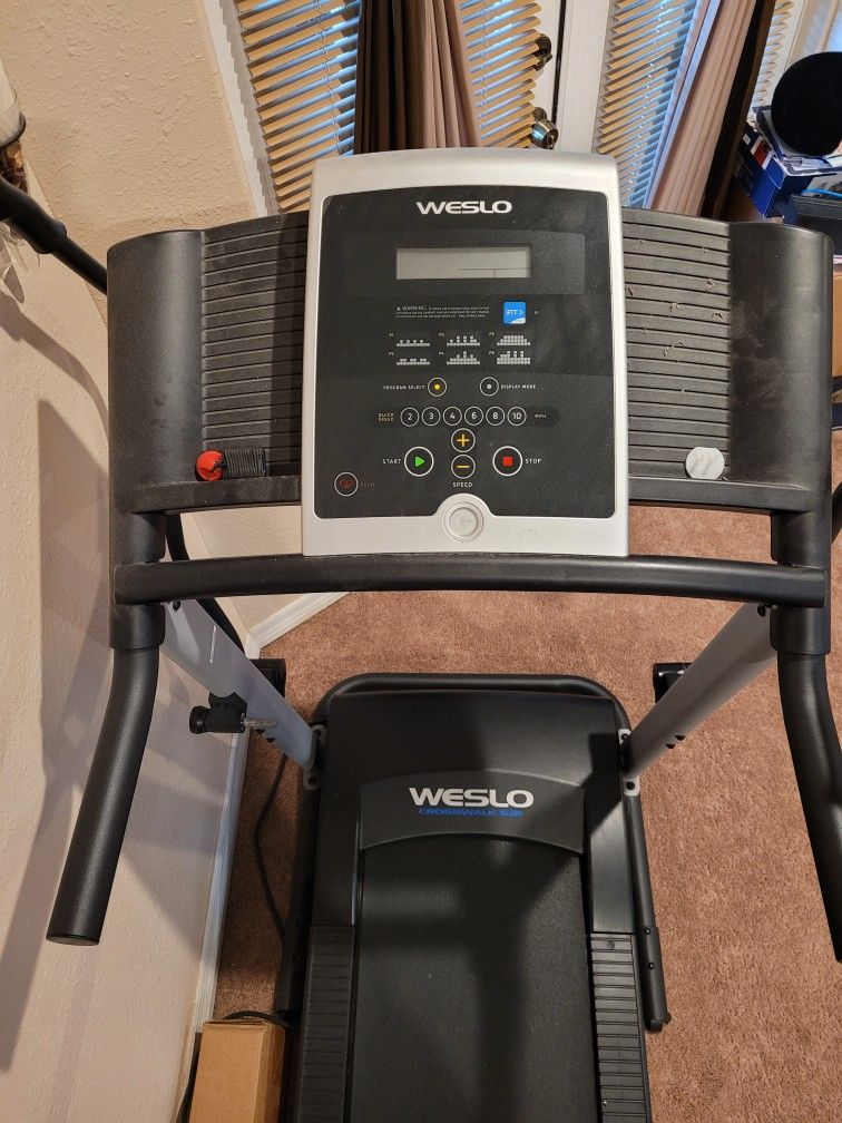 Weslo Crosswalk Treadmill