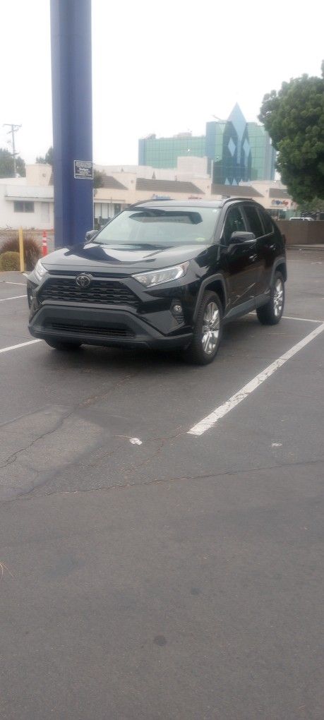 2019 TOYOTA RAV 4 $23,500