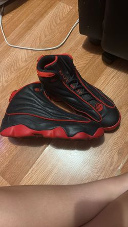 Air Jordan 11- Size 7Y