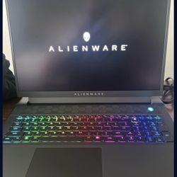 Alienware M18 —R2 