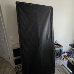 2 Twin Xl Bed Foundations obo