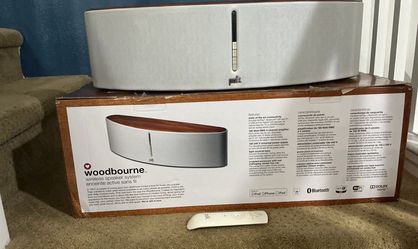 Polk Woodbourne Bluetooth Speaker