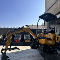 1.5 Ton Mini Excavtor For Sale! Located In Baldwin Park,Ca! Hablamos Español! Free Delivery Up To 50 Miles! Price Negotiable!  