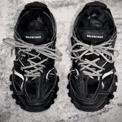 Balenciaga Track Runner