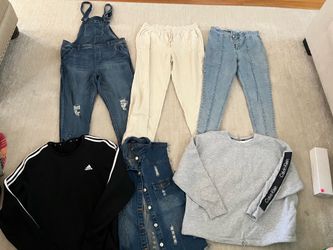 Women’s Clothing Lot